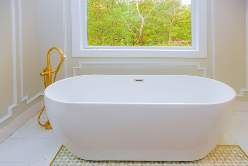 Contemporary Freestanding Tub